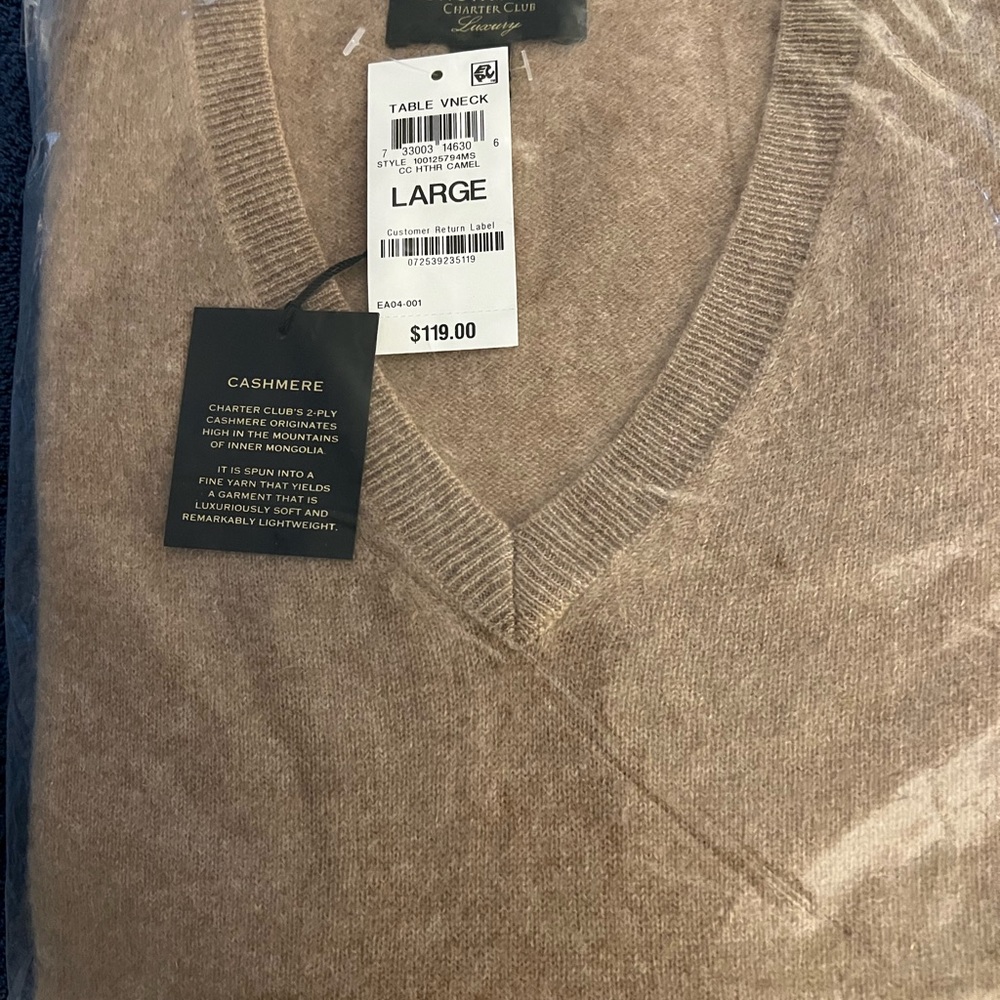 Charter club women’s 100 % cashmere V-Neck long sleeve sweater